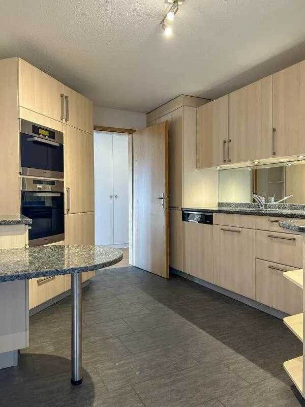 4.5 Room Apartment - Spacious and Central – photo 7 of 10