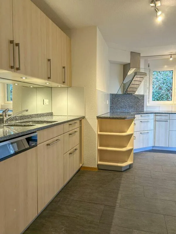 4.5 Room Apartment - Spacious and Central – photo 6 of 10