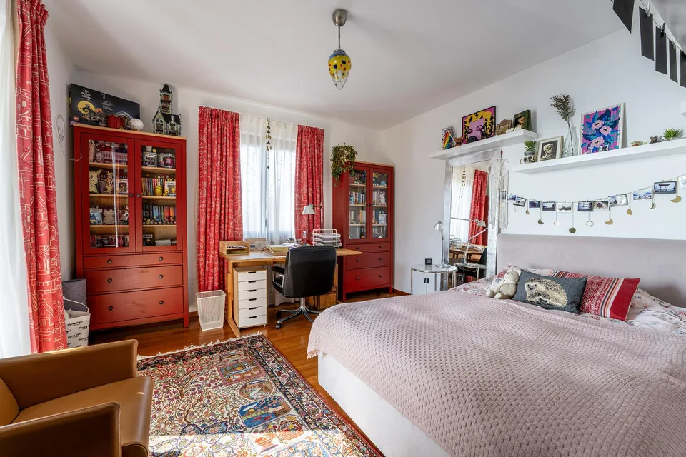 Tra natura e città, elegante villa da sogno con vista Lago – Foto 15 von 21