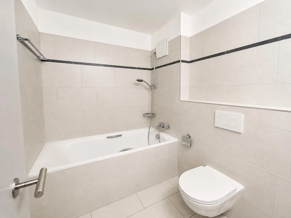 Grosszügige 4.5-Zimmer-Maisonettewohnung zentrale Lage in Domat/Ems