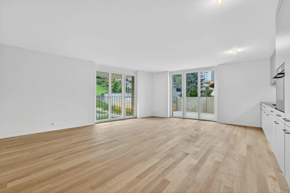 Moderne Familienwohnung mit grosszügigem Gartensitzplatz