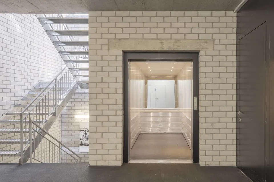 Ausgebaute und bezugsbereite Büro- und Gewerbeflächen – photo 9 sur 9