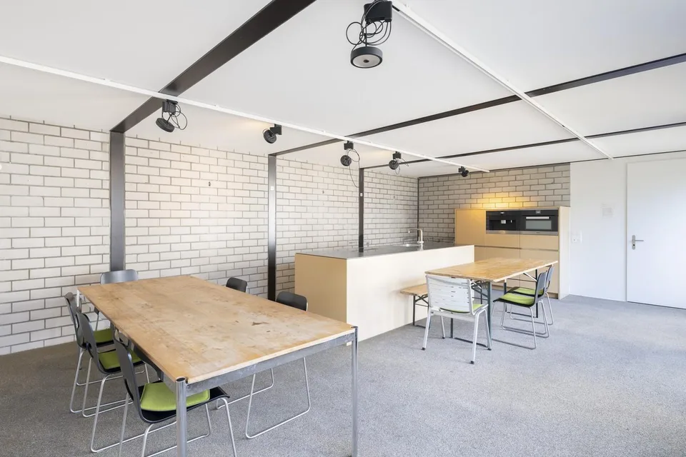 Ausgebaute und bezugsbereite Büro- und Gewerbeflächen – photo 6 sur 7