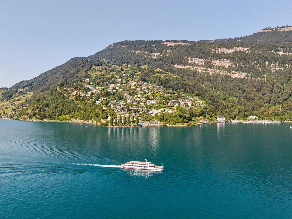 Terrassenwohnung mit traumhaftem Blick auf Vierwaldstättersee & Berge – photo 5 sur 5