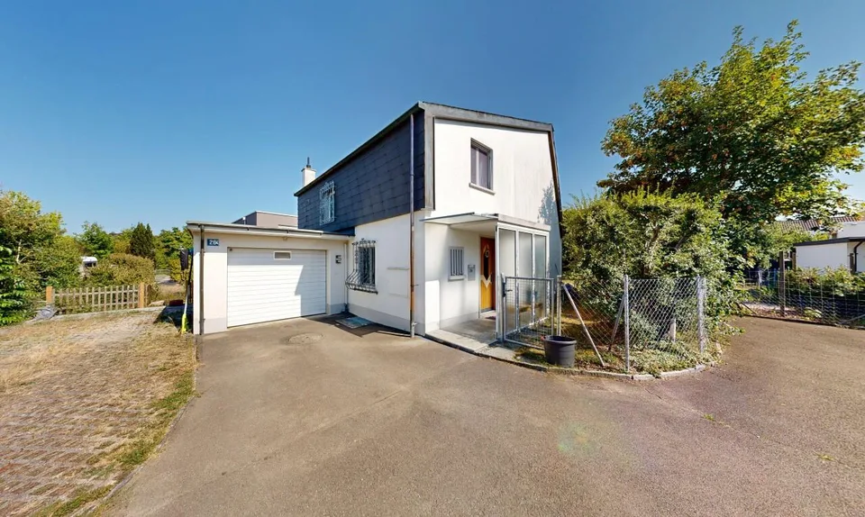 Freistehendes Einfamilienhaus auf grosszügigem Grundstück in Rümlang – Foto 4 von 11