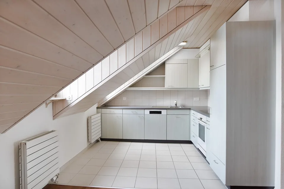 Schöne 3.5-Zimmerwohnung an zentraler Lage – photo 4 sur 13