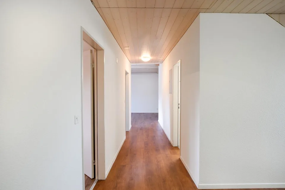 Schöne 3.5-Zimmerwohnung an zentraler Lage – photo 10 sur 13