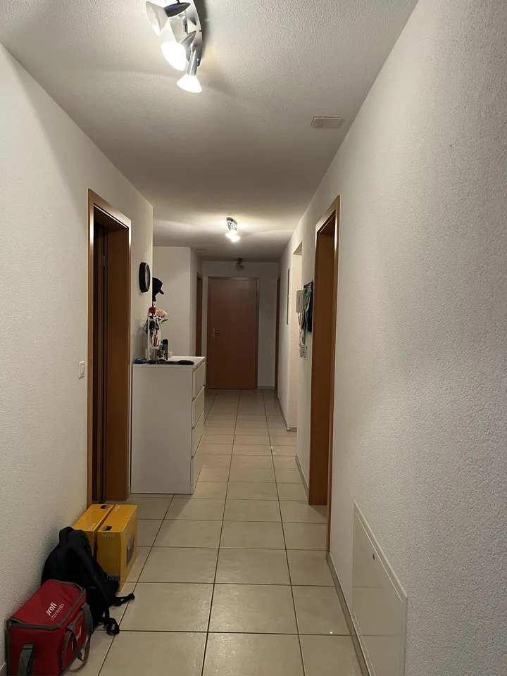 Grosszügige, 4.5-Zimmer-Parterre Wohnung