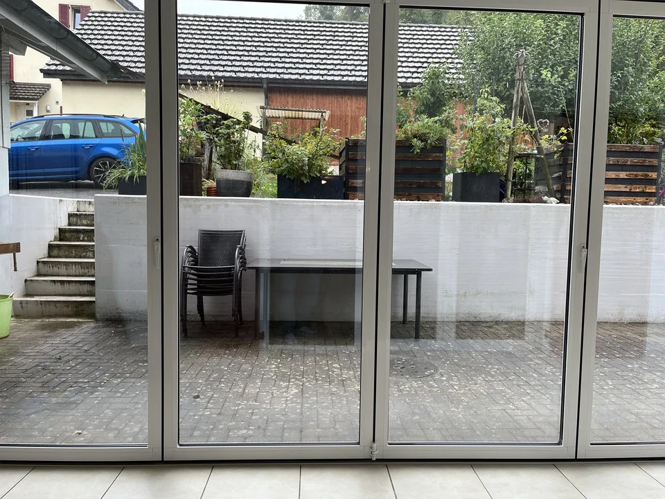 Grosszügige, 4.5-Zimmer-Parterre Wohnung