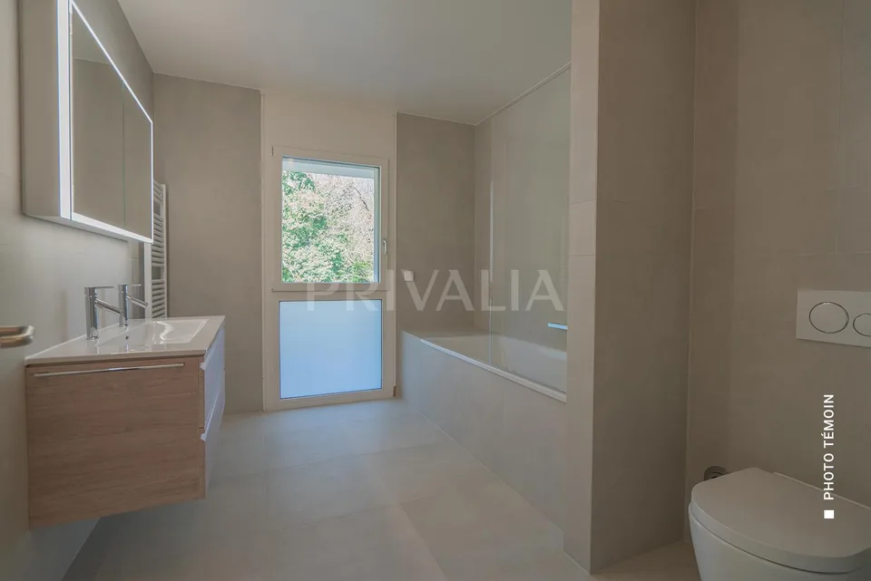 Bel attique de 121 m2 avec terrasse – Foto 14 von 16