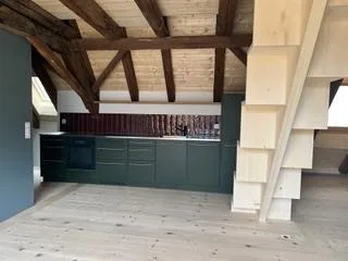 Traumhafte Dach-Loft mit Galerie & Balkon - Erstvermietung – foto 3 di 16