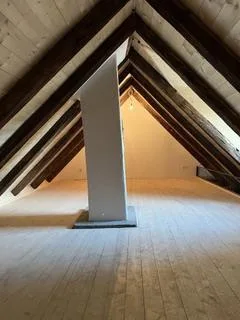 Traumhafte Dach-Loft mit Galerie & Balkon - Erstvermietung – foto 7 di 16