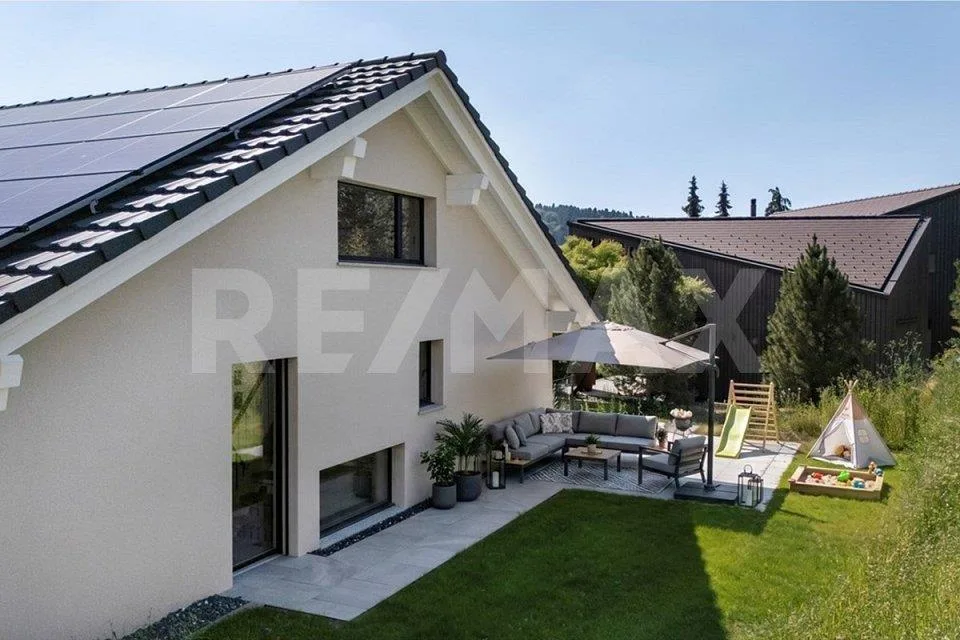 Neubau-Einfamilienhaus mit 5½-Zimmern und Galerie – photo 2 sur 13