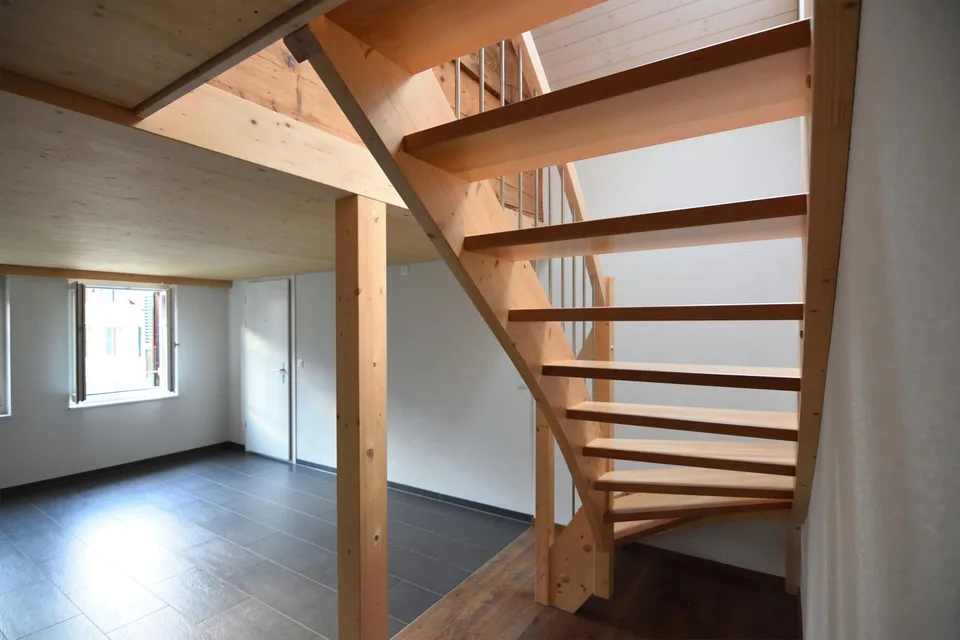 Schöne 3.5 Zimmer Wohnung in Holzhaus