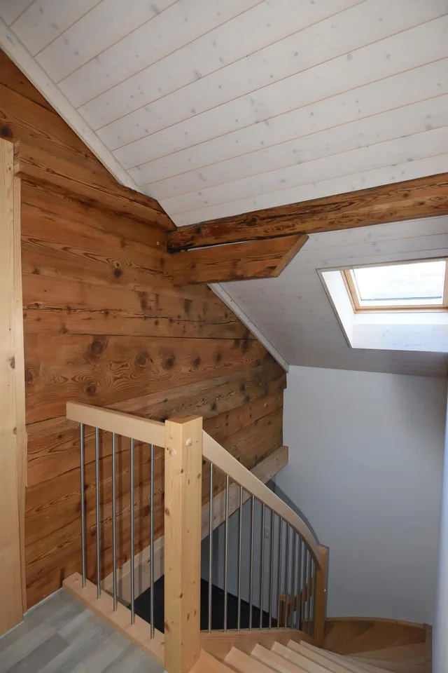 Schöne 3.5 Zimmer Wohnung in Holzhaus