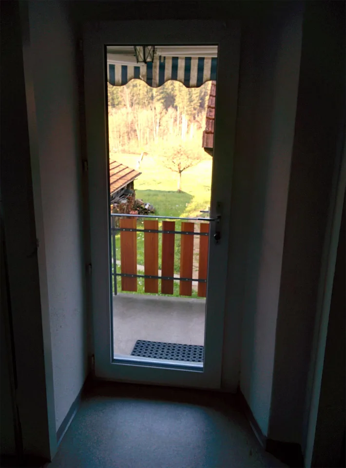 Günstige Wohnung im Bauernhaus mit grossem Naturgarten