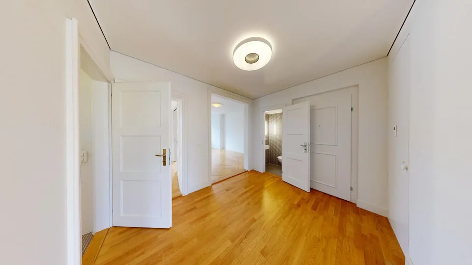 4.5 Zimmer Maisonette in Zürich – Foto 2 von 13
