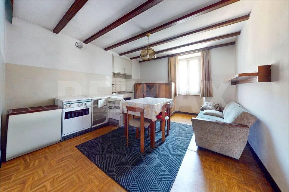 Casa plurifamiliare con grande potenziale di ristrutturazione – Foto 4 von 13