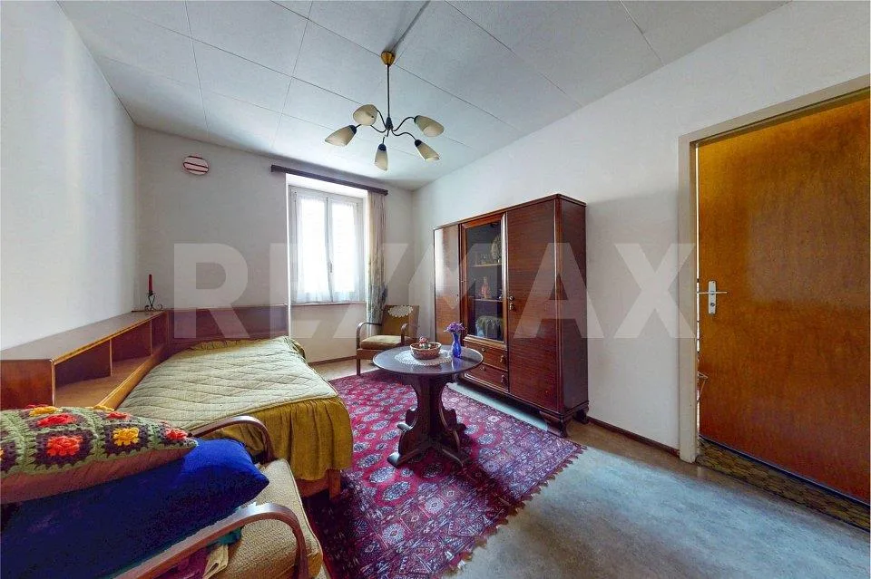 Casa plurifamiliare con grande potenziale di ristrutturazione – Foto 12 von 13