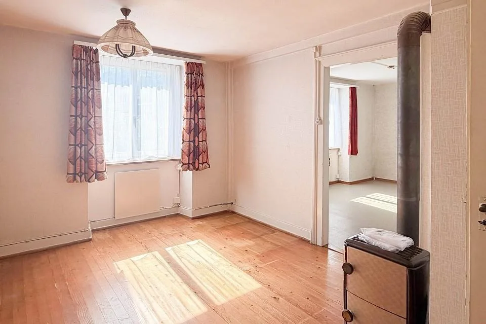 Maison de ferme bien entretenue d'autrefois – photo 10 sur 13