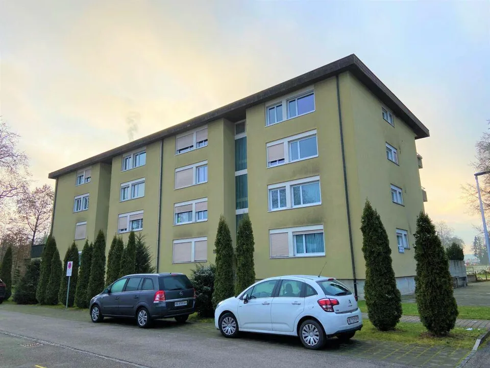 Helle 3.5Zi-Wohnung mit Balkon