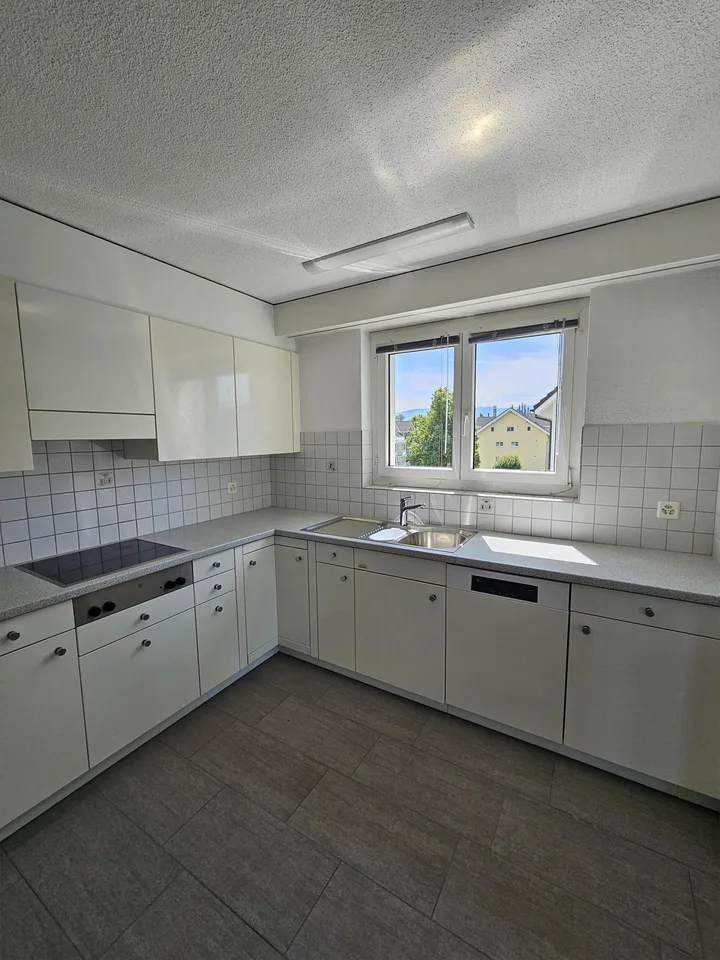 4 1/2 Zimmer Wohnung