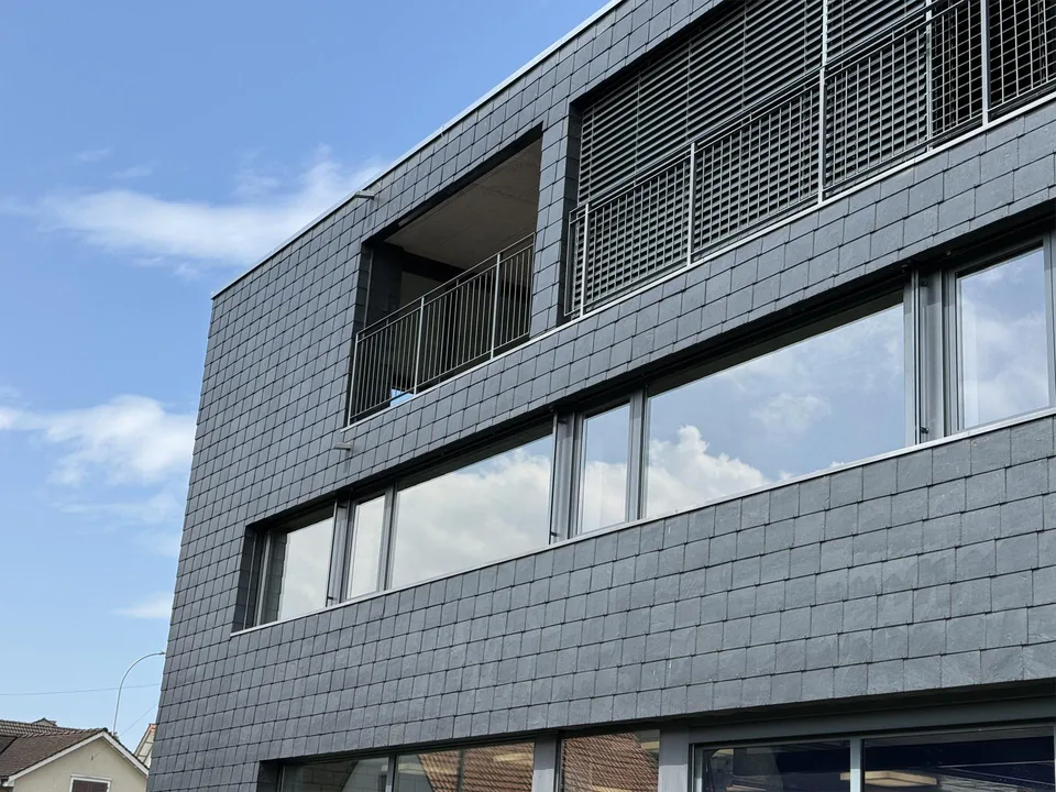 3 1/2 Zimmer Atttikawohnung im Loftcharakter mit gedeckter Terrasse