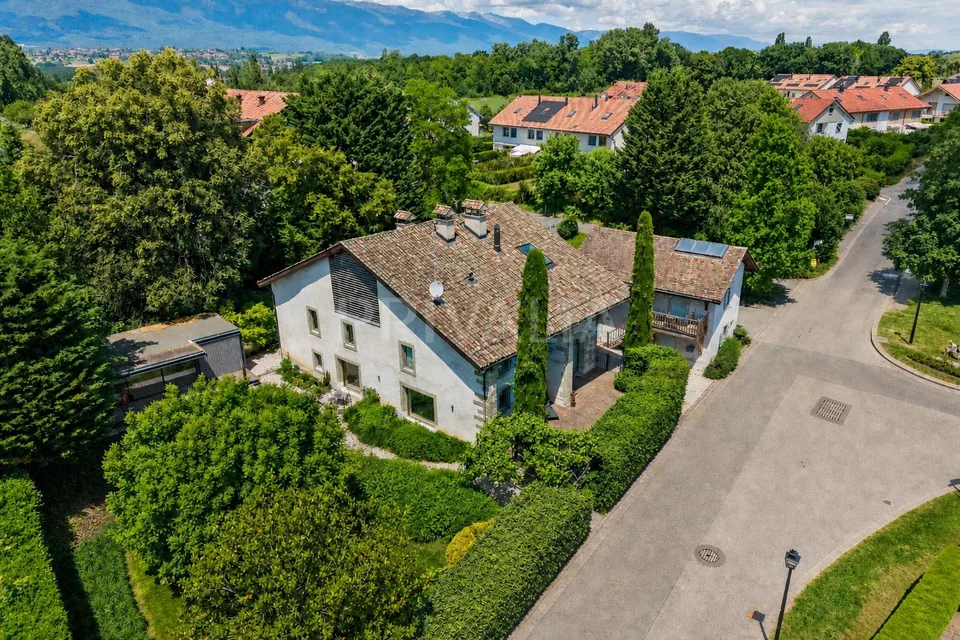 Unique : Élégant domaine alliant authenticité et design contemporain