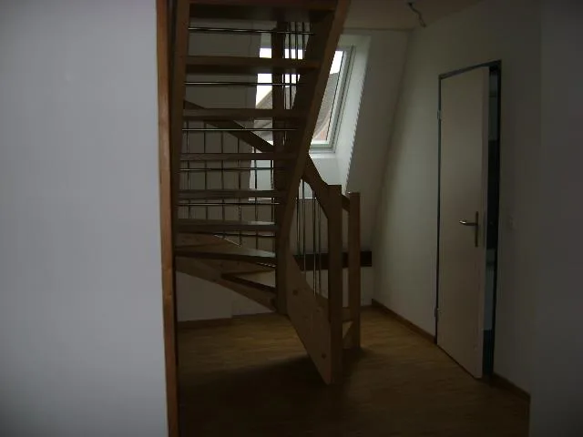 Charmante Dachwohnung im Zentrum