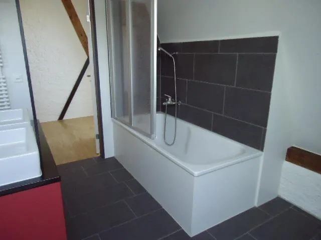 Charmante Dachwohnung im Zentrum