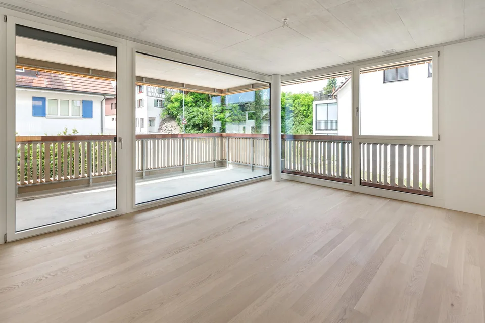 Bright 2.5-room apartment with balcony in Fruthwilen – available immediately!