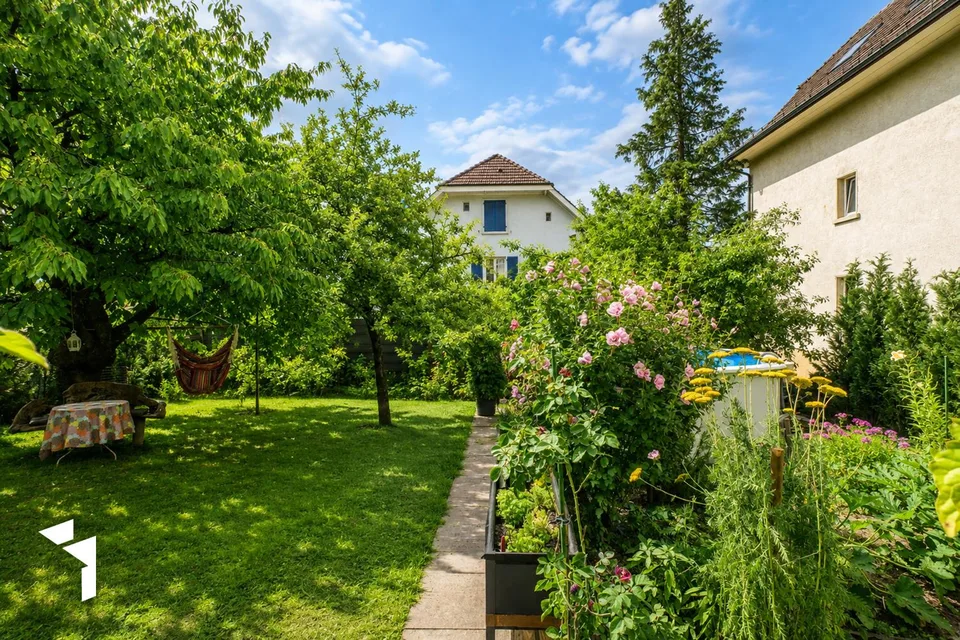 Fehr Immobilien - Grosszügiges Zwei-Generationen-Haus – Foto 15 von 15