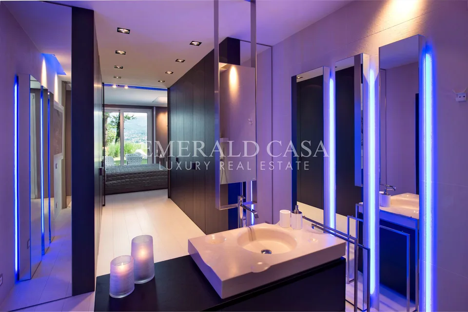 Appartamento di Charme con giardino e vista lago – foto 4 di 11