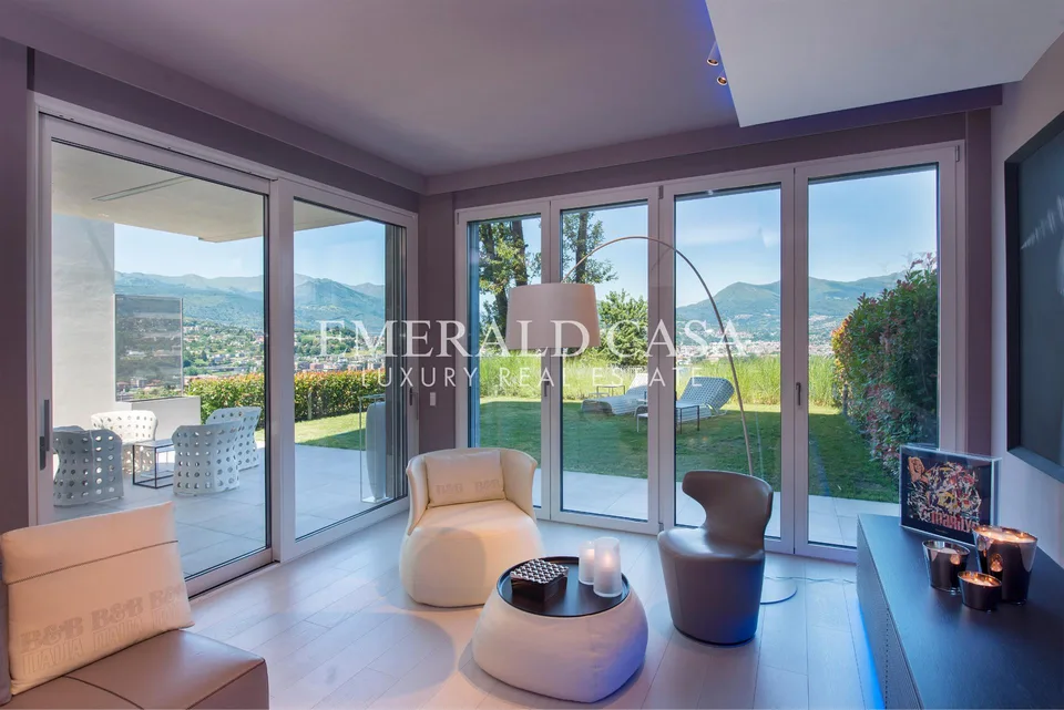 Appartamento di Charme con giardino e vista lago – foto 11 di 11