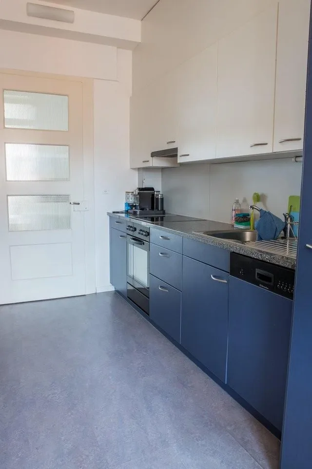 Prächtige 5.5-Zimmer-Wohnung im Zentrum von Freiburg! – Foto 2 von 9