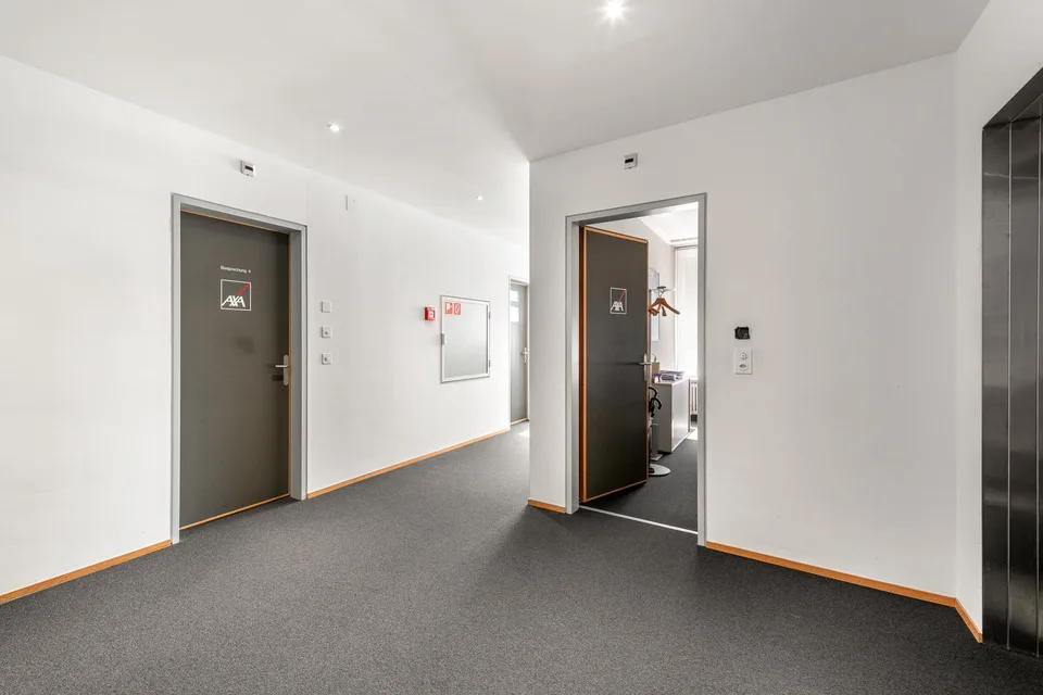 Repräsentative Bürofläche an zentraler Lage in Wohlen – foto 12 di 12