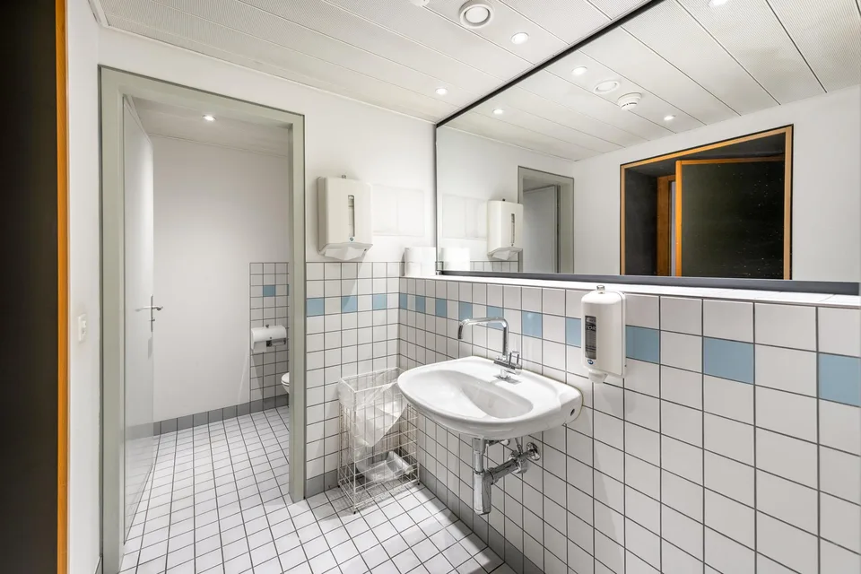 Repräsentative Bürofläche an zentraler Lage in Wohlen – foto 11 di 12