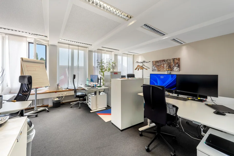 Repräsentative Bürofläche an zentraler Lage in Wohlen – foto 9 di 12