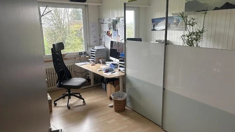 5½ ZIMMER-HAUS IN HOMBRECHTIKON (ZH), MÖBLIERT, TEMPORÄR