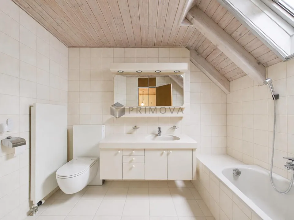 Stilvolles Reihenhaus mit privatem Garten und viel Wohnkomfort – photo 8 sur 10