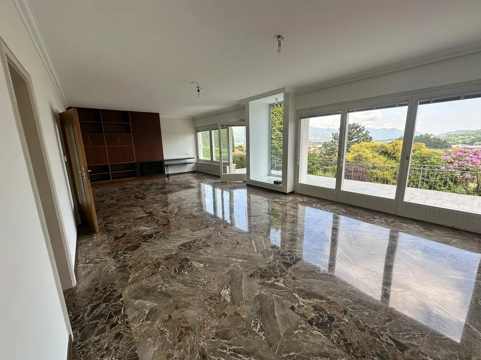 Villa immersa tra i vigneti – Foto 4 von 9