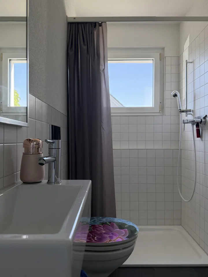 Wunderbares 5.5 Zimmer-Einfamilienhaus mit bester Besonnung – photo 6 sur 12