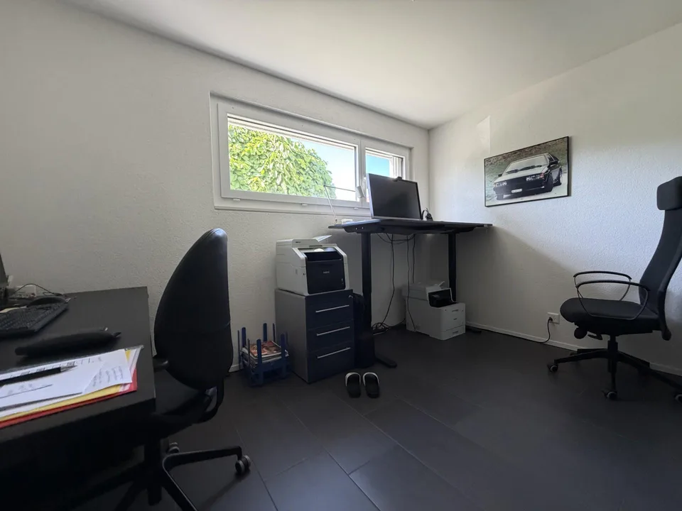 Wunderbares 5.5 Zimmer-Einfamilienhaus mit bester Besonnung – photo 7 sur 12
