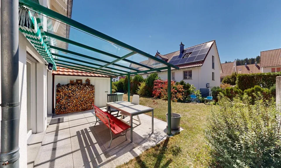 Attraktives 4.5-Zimmer-Doppeleinfamilienhaus – Foto 2 von 11
