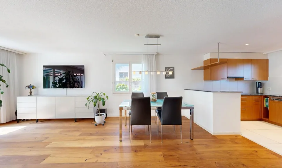 Attraktives 4.5-Zimmer-Doppeleinfamilienhaus – Foto 4 von 11
