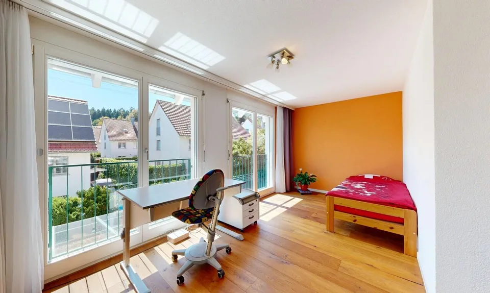 Attraktives 4.5-Zimmer-Doppeleinfamilienhaus – Foto 9 von 11
