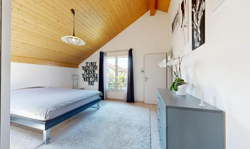 Superba casa indipendente di 5.5 locali con piscina riscaldata – foto 7 di 13
