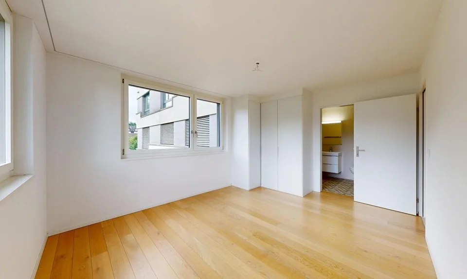 Modern 4.5-room apartment with spacious living concept – photo 7 of 11