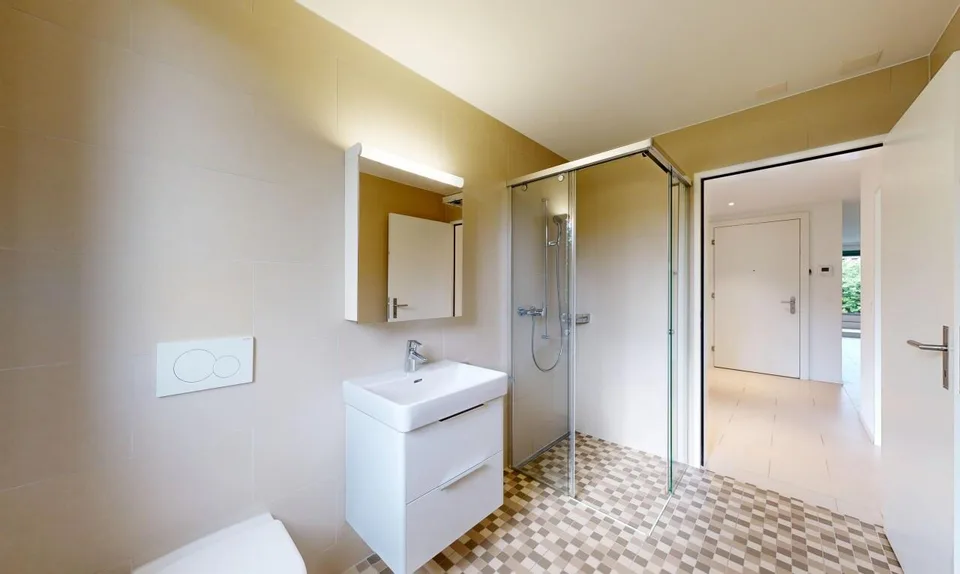 Modern 4.5-room apartment with spacious living concept – photo 9 of 11