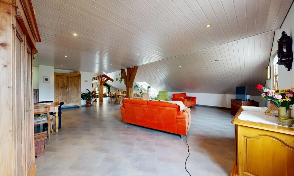 Maison de 380 m² avec fort potentiel de rendement – Foto 9 von 11